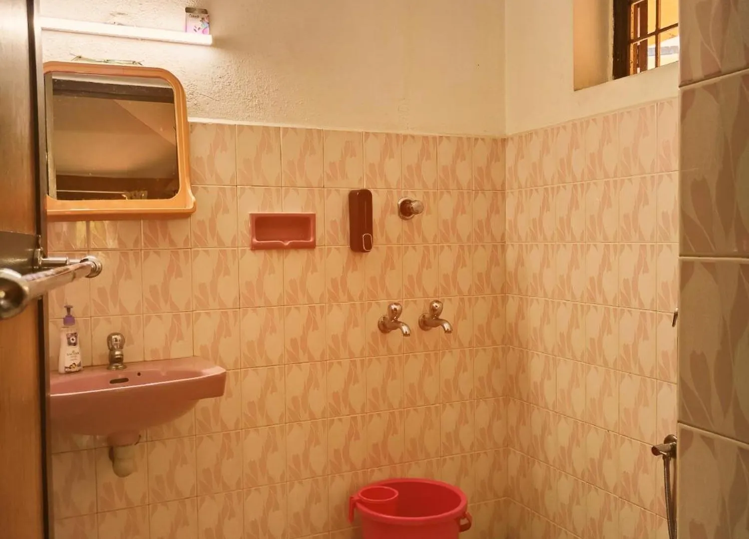Bough'N Villa 1B - Balcony Room Kozhikode 0*,