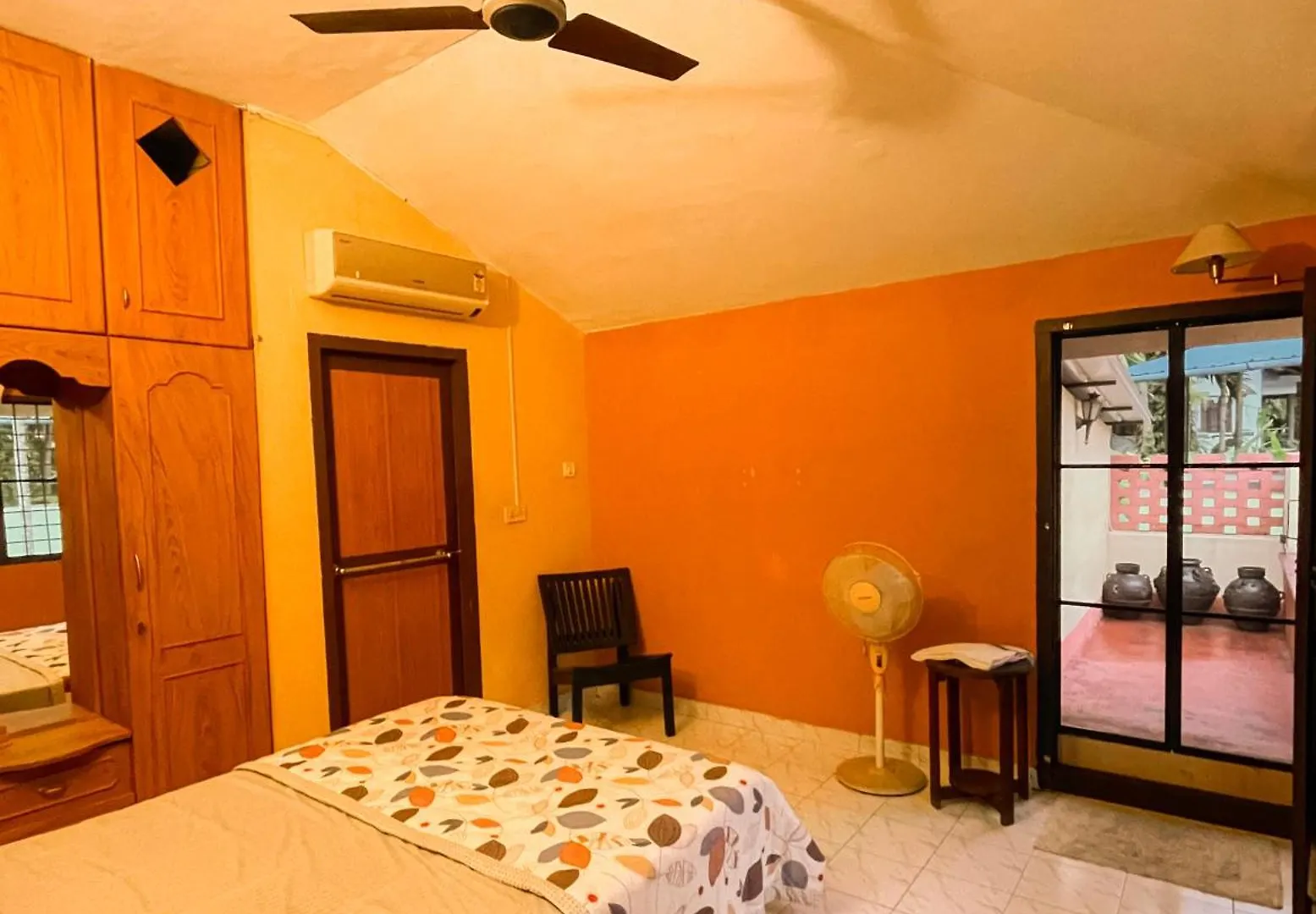 Bough'N Villa 1B - Balcony Room Kozhikode 0*,  India