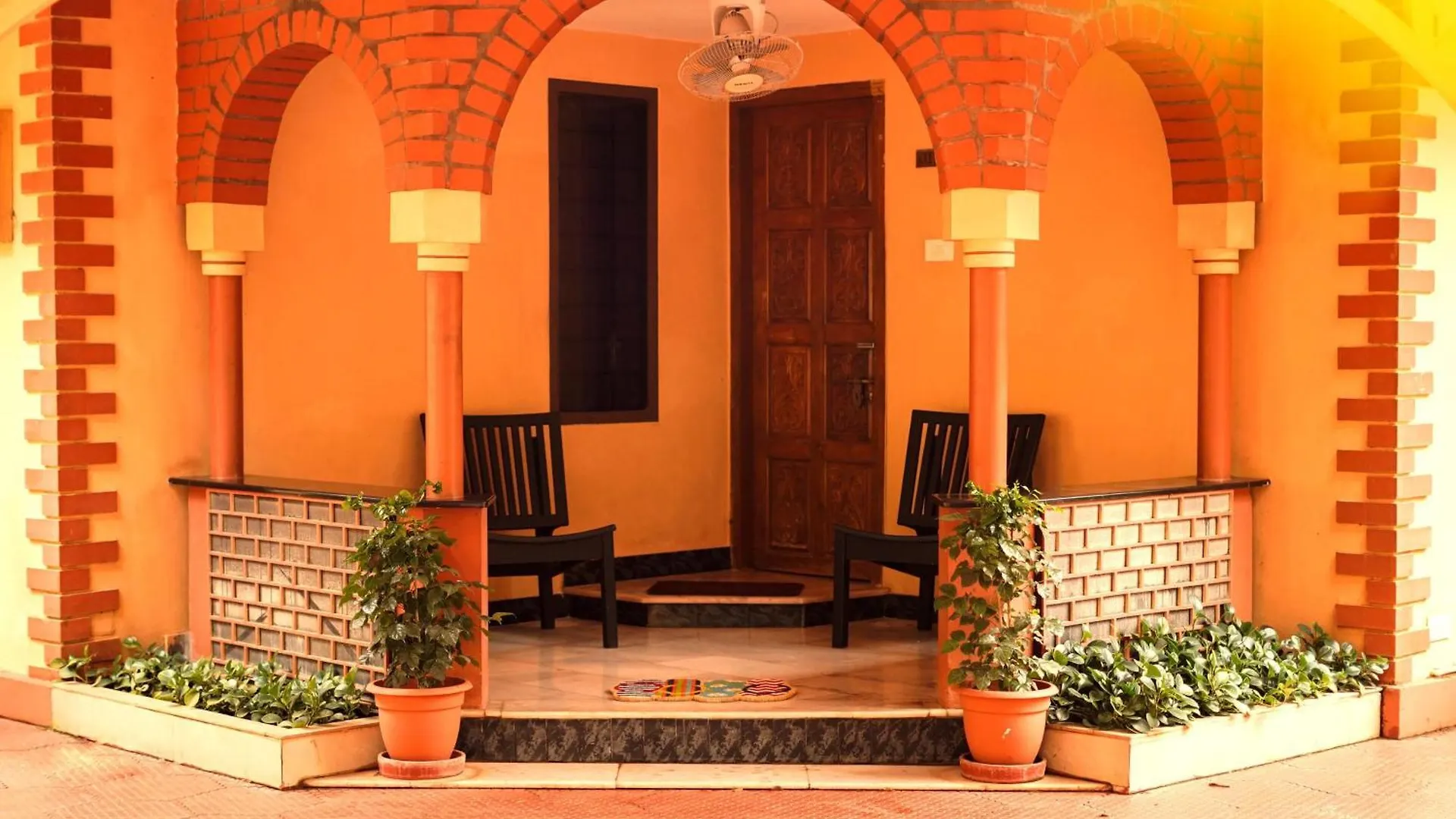 Homestay Bough'N Villa 1B - Balcony Room Kozhikode